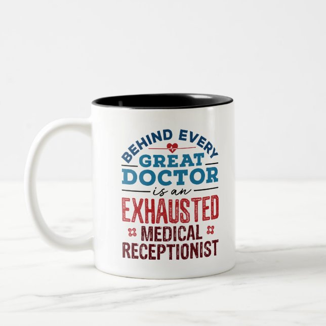 Caneca De Café Em Dois Tons Apreciação Médica Recepcionista Esgotada (Esquerda)