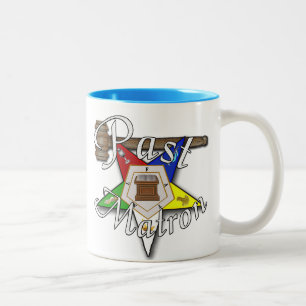 Caneca De Café Em Dois Tons Apreciação passada da matrona