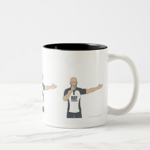Caneca De Café Em Dois Tons Árbitro do rugby que sinaliza o pontapé de grand