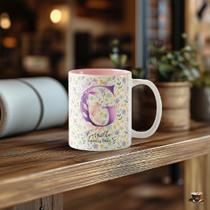 Caneca De Café Em Dois Tons Arte de monograma da letra G floral boho