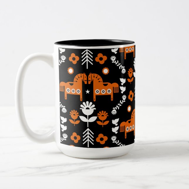 Caneca De Café Em Dois Tons Arte popular sobre cavalos escandinavos (Esquerda)