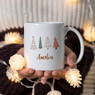 Caneca De Café Em Dois Tons Árvore de Natal bege-branco Nome personalizado Mug