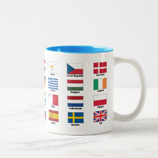 Caneca De Café Em Dois Tons As 28 bandeiras nacionais de países de UE