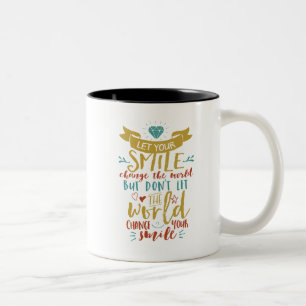 Caneca De Café Em Dois Tons As citações inspiradas deixaram Ur sorrir mudan