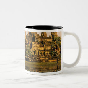 Caneca De Café Em Dois Tons Ásia, Camboja, Siem Reap. Angkor Wat.