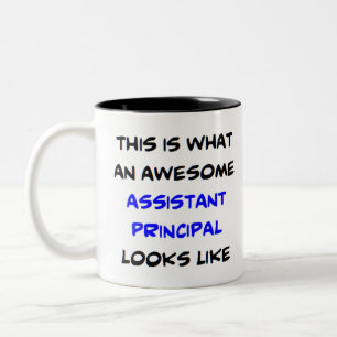 Caneca De Café Em Dois Tons assistente principal