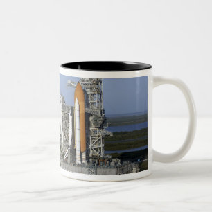 Caneca De Café Em Dois Tons Aterro espacial Atlantis 3