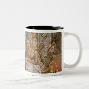 Caneca De Café Em Dois Tons Atores que rehearsing para um jogo de Satyr,