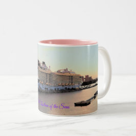 Caneca De Café Em Dois Tons Aurora de Nassau e costume do navio de cruzeiros