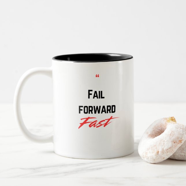 Caneca De Café Em Dois Tons Avançar rapidamente (Com Donut)