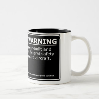 CANECA DE CAFÉ EM DOIS TONS AVISO DO PASSAGEIRO