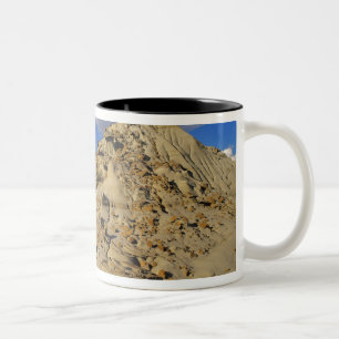 Caneca De Café Em Dois Tons Badlands no Parque Provincial dos Dinossauros em A