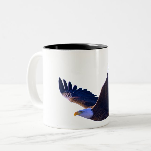 Caneca De Café Em Dois Tons Bald Eagle Voando (Frente Esquerda)
