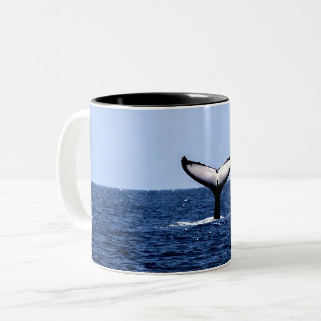Caneca De Café Em Dois Tons Baleia jubarte no oceano (Frente Esquerda)