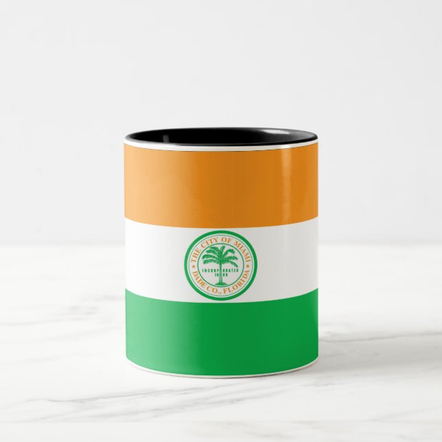Caneca De Café Em Dois Tons Bandeira de Miami (Centro)