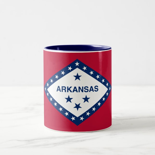 Caneca De Café Em Dois Tons Bandeira do Arkansas (Centro)