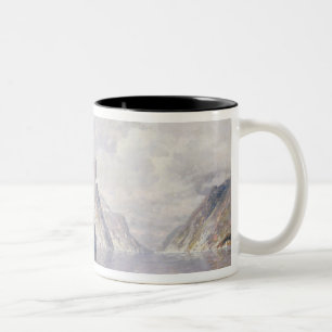 Caneca De Café Em Dois Tons Barco em um fiorde norueguês (óleo em canvas)
