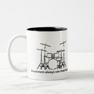Caneca De Café Em Dois Tons Bateristas Usam Suas Cabeças