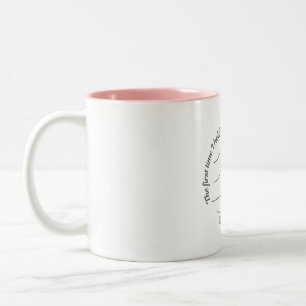 Caneca De Café Em Dois Tons Bebê Doce 2026 Segurando Mãos Minimalista Café Mu