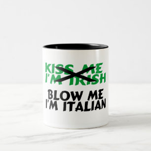 Caneca De Café Em Dois Tons Beije-me que Im irlandês fundem-me o italiano Im