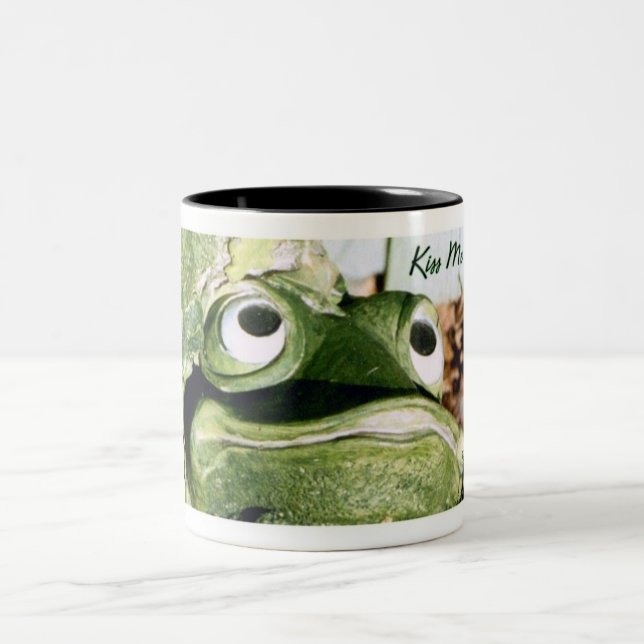 Caneca De Café Em Dois Tons Beije Me Sapo (Centro)