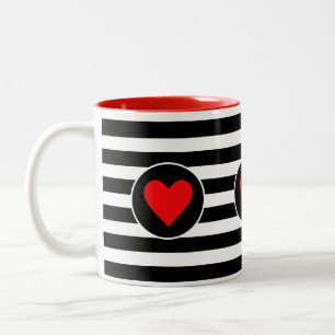 Caneca De Café Em Dois Tons Belo Coração Vermelho em Listras Pretas e Brancas