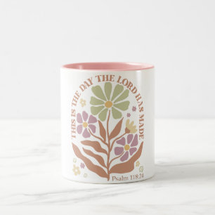 Caneca De Café Em Dois Tons Bíblia Versos de Flor Selvagem