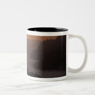 Caneca De Café Em Dois Tons Big Sur fora da rodovia 101, Califórnia, EUA