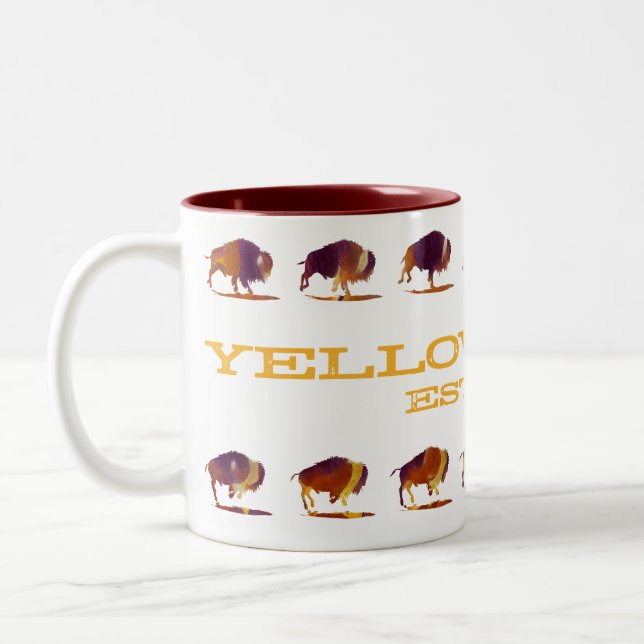 Caneca De Café Em Dois Tons Bisão de Yellowstone Correndo (Esquerda)