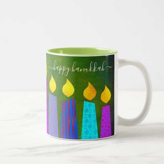 Caneca De Café Em Dois Tons Bold Menorah Candles Happy Hanukkah Script Green (Direita)