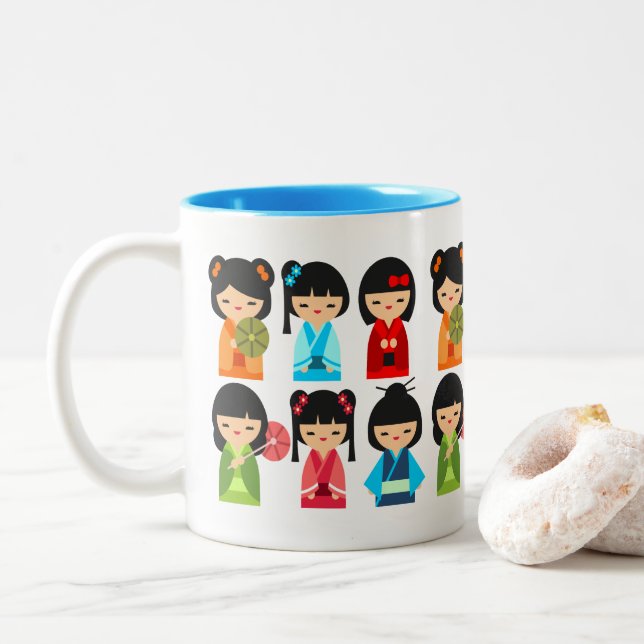 Caneca De Café Em Dois Tons Bonitas bonecas japonesas Kokeshi (Com Donut)