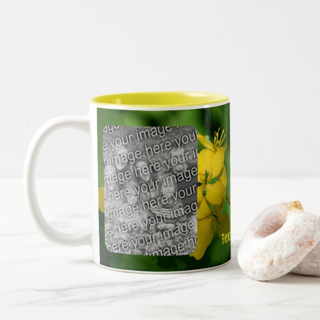 Caneca De Café Em Dois Tons Bonito Quadro Amarelo de Flores Selvagens Adiciona (Com Donut)