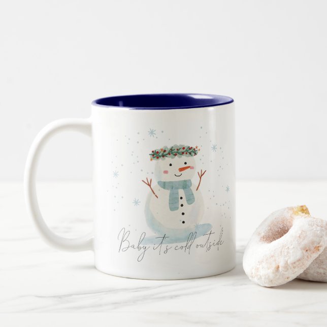 Caneca De Café Em Dois Tons Bonito Snowman Baby Está Frio Lá Fora (Com Donut)