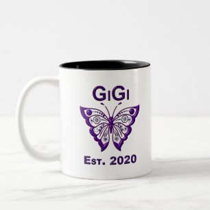 Caneca De Café Em Dois Tons Borboleta Adorável Gigi "Est 2020"