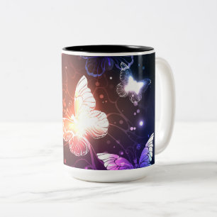 Caneca De Café Em Dois Tons Borboletas Noturnas Reluzentes