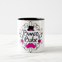 Borracho de Bunco com chapéu alto cor-de-rosa e o