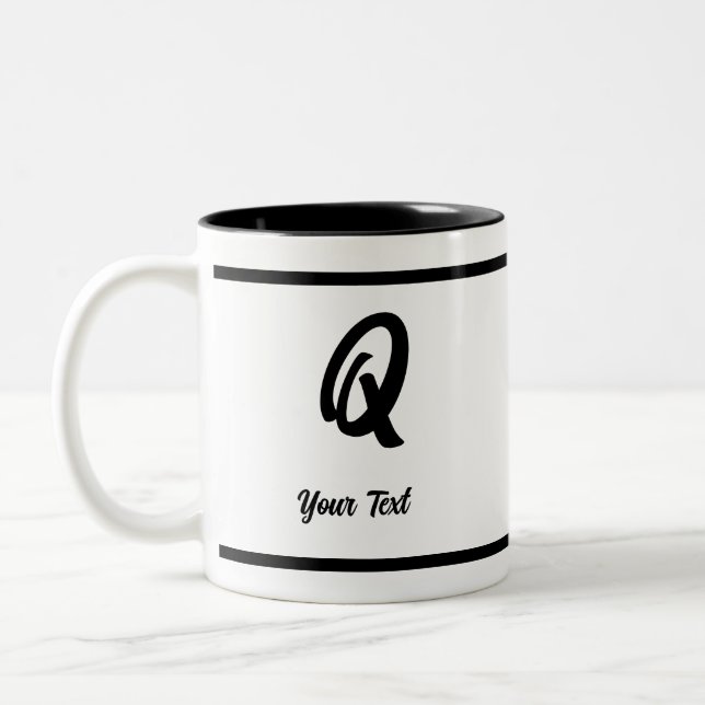 Caneca De Café Em Dois Tons Branco de Mug com letra Q em preto (Esquerda)