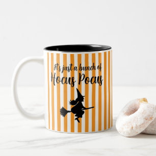 Caneca De Café Em Dois Tons Bruxa do Halloween no Poco do Foco da Broom