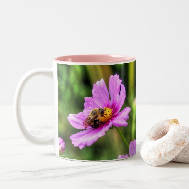 Caneca De Café Em Dois Tons Bumble Bee em Cosmos Rosa (Com Donut)