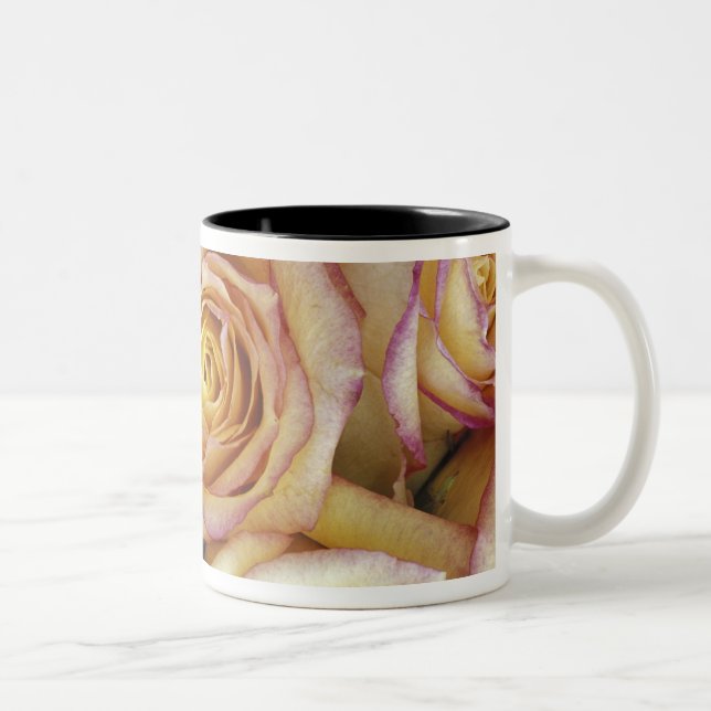 Caneca De Café Em Dois Tons Buquê de rosas (Direita)