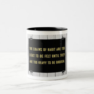 Caneca De Café Em Dois Tons Cadeias de Hábitos