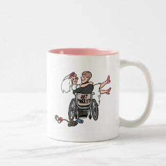 Caneca De Café Em Dois Tons Cadeira de rodas do recem casados