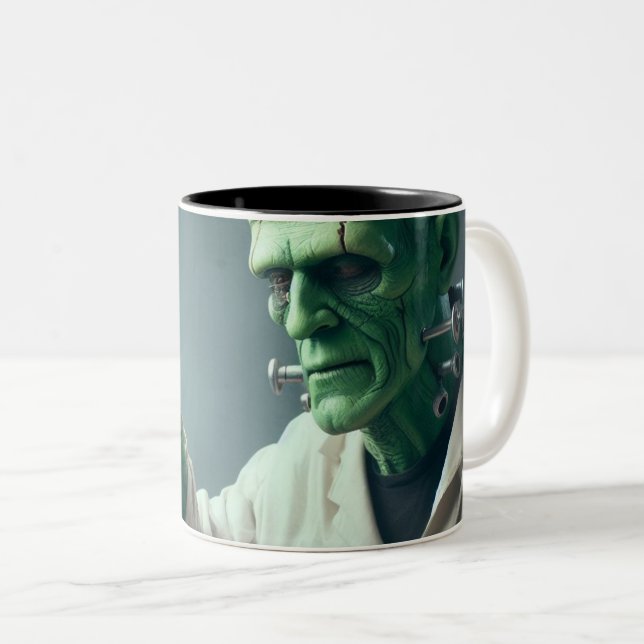 Caneca De Café Em Dois Tons Café Hora Frankenstein (Frente Esquerda)