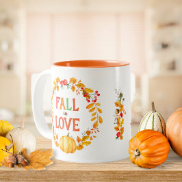Caneca De Café Em Dois Tons Cair no Amor Rua do outono deixa pumpkin