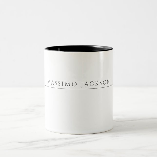 Caneca De Café Em Dois Tons Caligrafia Chic Simples Nome Próprio Preto Branco (Centro)