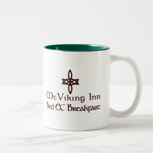 Caneca De Café Em Dois Tons Cama & pequeno almoço da pensão de McViking