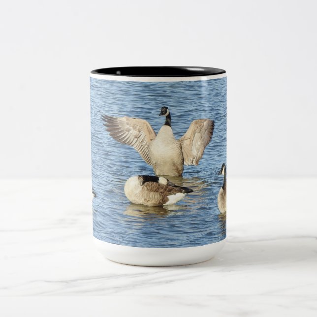 Caneca De Café Em Dois Tons Canadiano Gansos, aves selvagens, natureza (Centro)