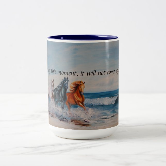 Caneca De Café Em Dois Tons Caneca, cavalos no surf (Centro)