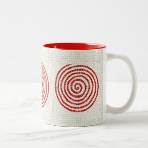 CANECA DE CAFÉ EM DOIS TONS CANECA VERMELHA DE DUAS TONS COM MOSAICO DE RODAS 