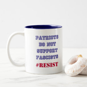 Caneca De Café Em Dois Tons Canhão de Resistência Anti-Fascismo